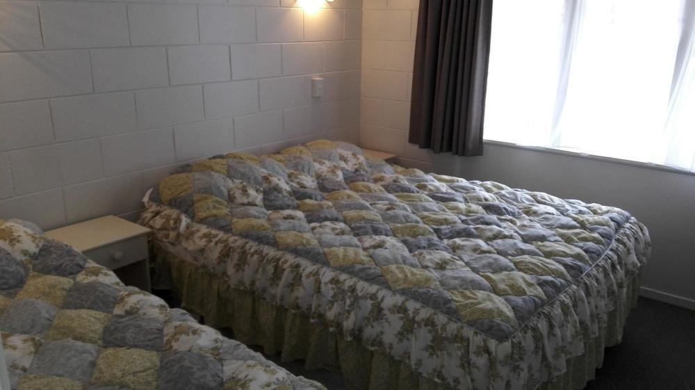 Browns Bay Olive Tree Motel & Apartment Okura Bush 外观 照片