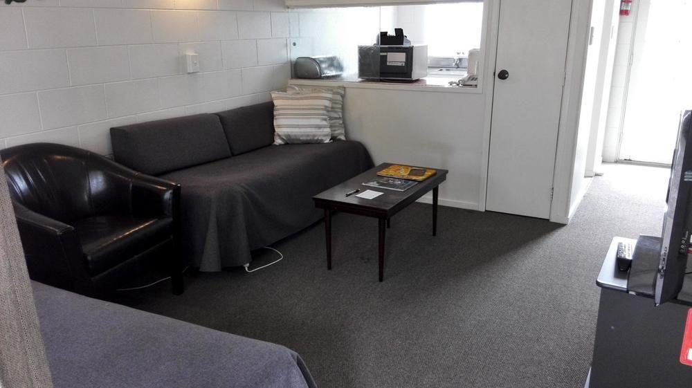 Browns Bay Olive Tree Motel & Apartment Okura Bush 外观 照片