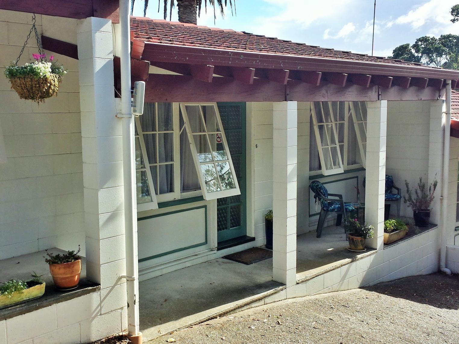 Browns Bay Olive Tree Motel & Apartment Okura Bush 外观 照片